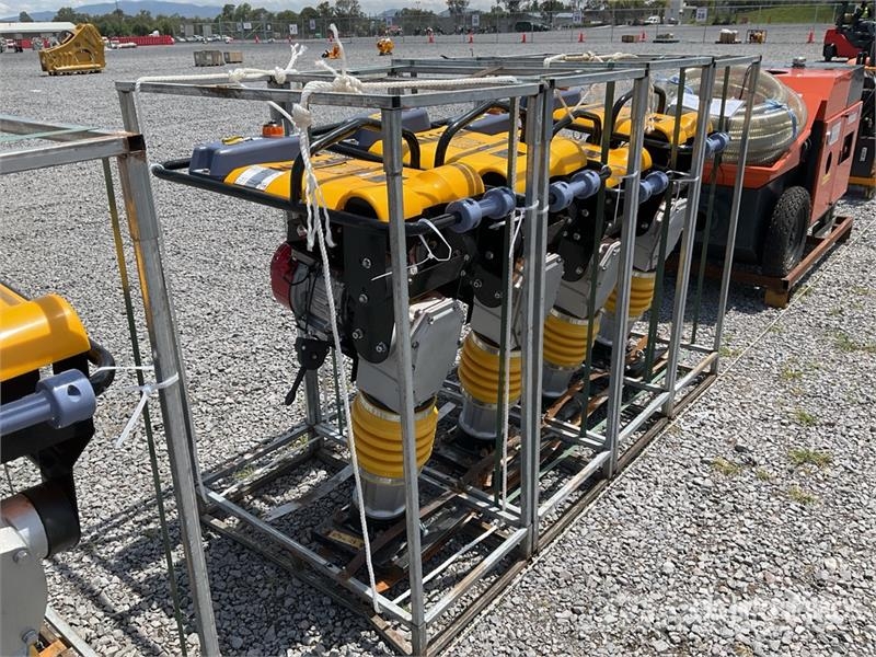 Honda of (4) Honda TR125H Lote de Bailarinas (Sin Usar) Vibrocostipatore verticale