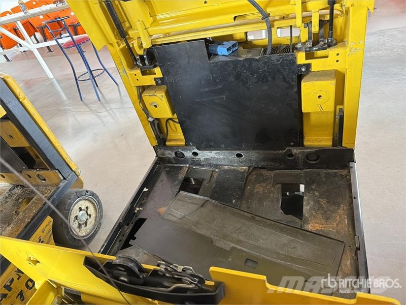Hyster E45XN-33 4350 lb Montacargas Electrico / Electric  Електронавантажувачі