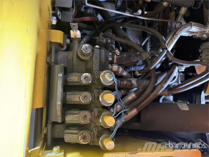 Hyster E45XN-33 4350 lb Montacargas Electrico / Electric  Електронавантажувачі