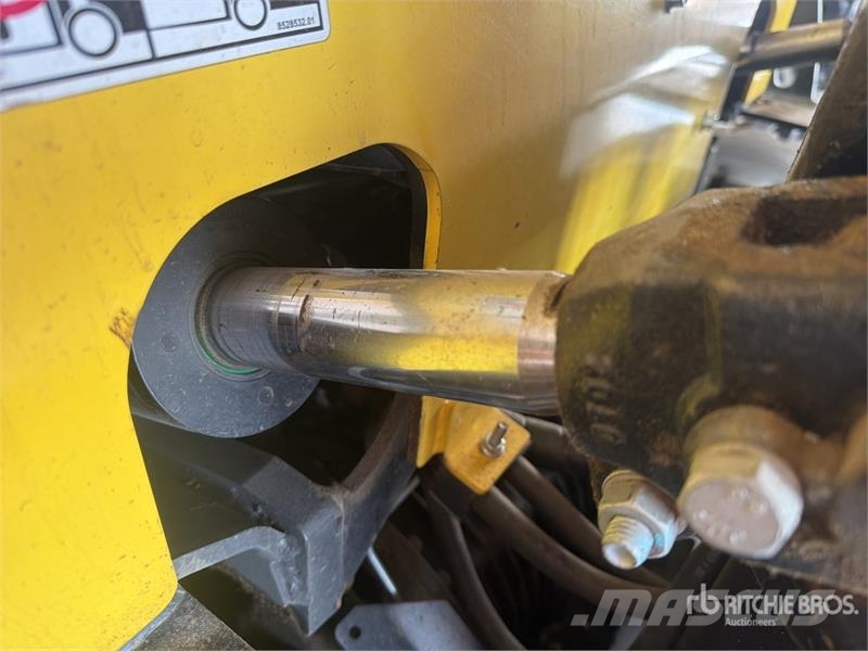Hyster J80XN 7550 lb Montacargas Electrico / Electric For Електронавантажувачі