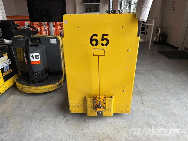 Hyster T5ZAC Remolcador Electrico / Electric Tow Tractor Električni viljuškari