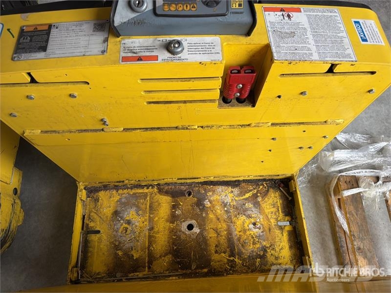Hyster T5ZAC Remolcador Electrico / Electric Tow Tractor Električni viljuškari