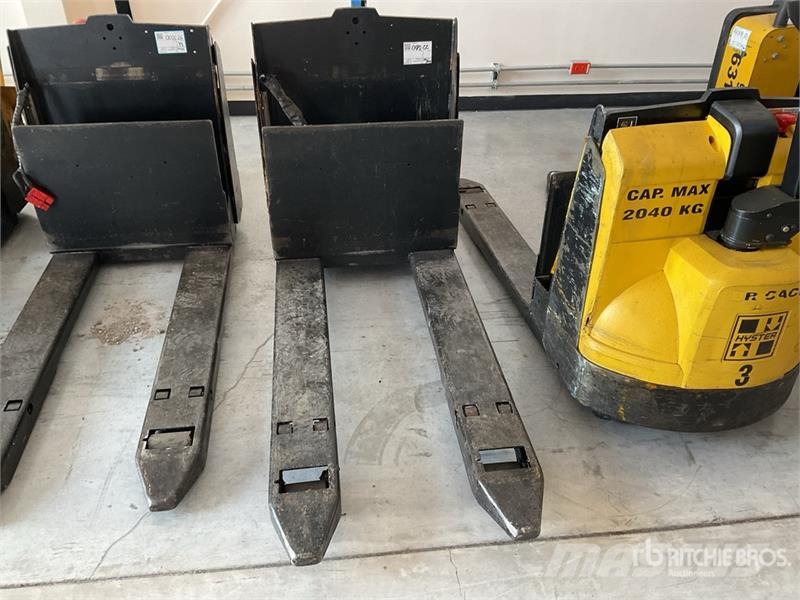 Hyster W452ZHD 4500 lb Electric Montacargas de Patin / Pa Kahvelkäru