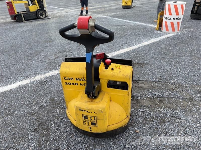 Hyster W452ZHD 4500 lb Electric Montacargas de Patin / Pa Kahvelkäru