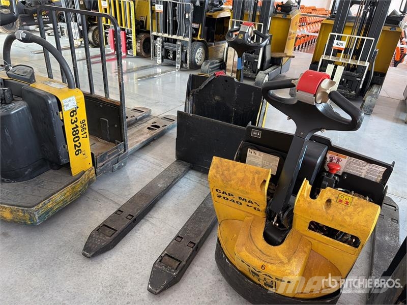 Hyster W452ZHD 4500 lb Montacargas de Patin / Pallet Jack Ruční paletový vozík