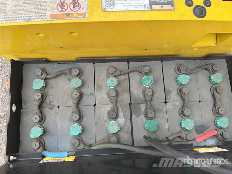 Hyster W60Z 6000 lb Electric Montacargas de Patin / Palle Transpalette manuel