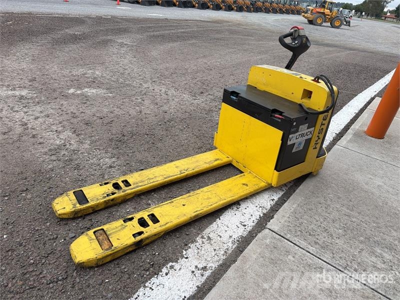 Hyster W60Z 6000 lb Electric Montacargas de Patin / Palle Transpalette manuel