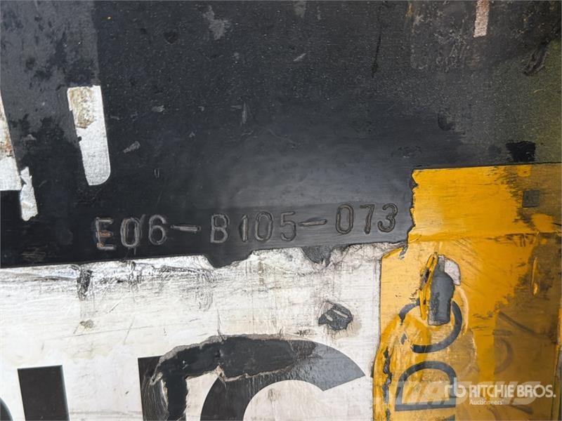 Hyster W60Z 6000 lb Montacargas de Patin / Pallet Jack Montacargas manual para paletas