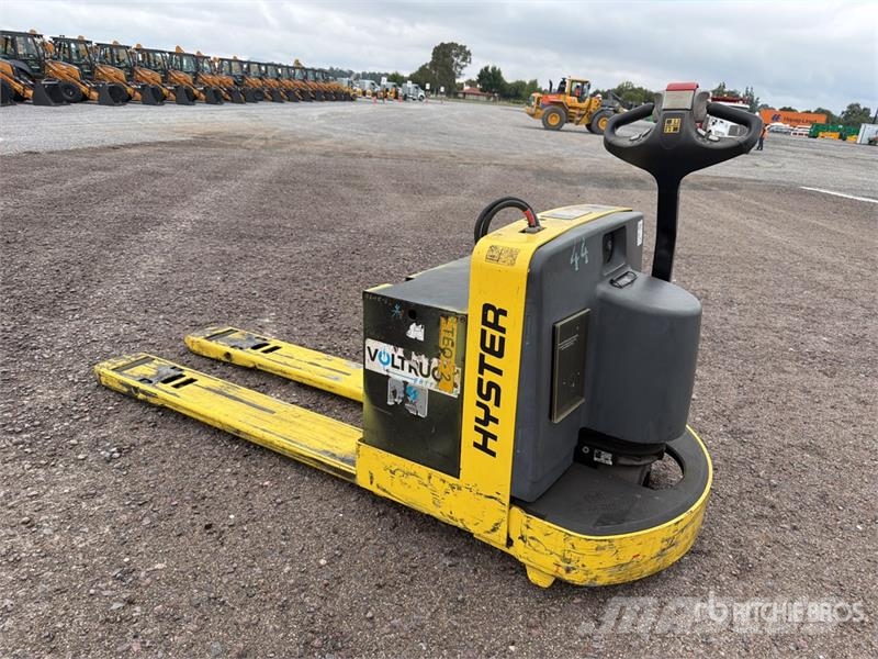 Hyster W60Z 6000 lb Montacargas de Patin / Pallet Jack Ručni paletar
