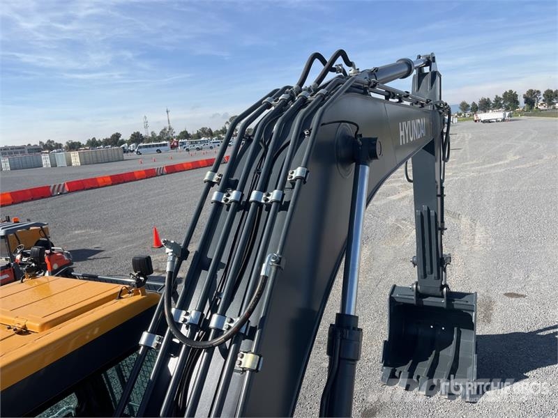 Hyundai R215 Excavadora Hidraulica (Sin Usar) / Tracked Ex Верижен екскаватор