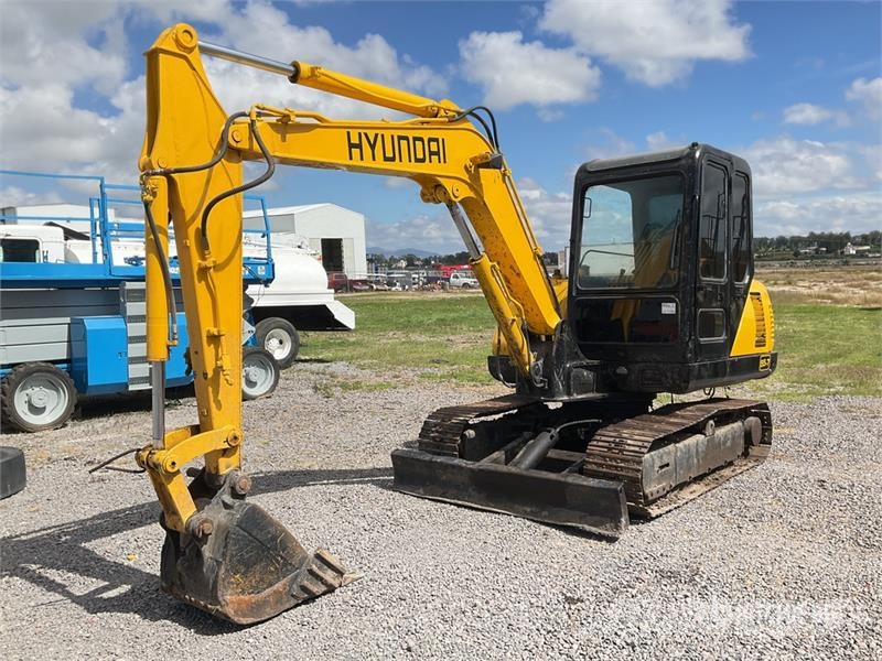 Hyundai R55-7 Miniexcavadora (INOPERABLE) / Mini Excavator 小型挖土機/掘鑿機<7t(小型挖掘機)