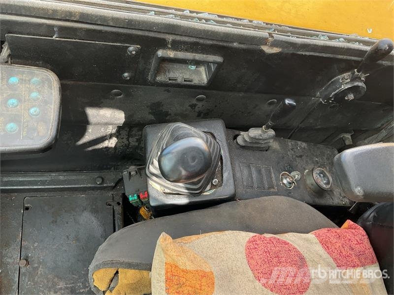 Hyundai R55-7 Miniexcavadora (INOPERABLE) / Mini Excavator 小型挖土機/掘鑿機<7t(小型挖掘機)