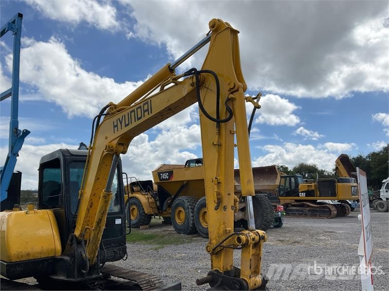 Hyundai R55-7 Miniexcavadora (INOPERABLE) / Mini Excavator 小型挖土機/掘鑿機<7t(小型挖掘機)