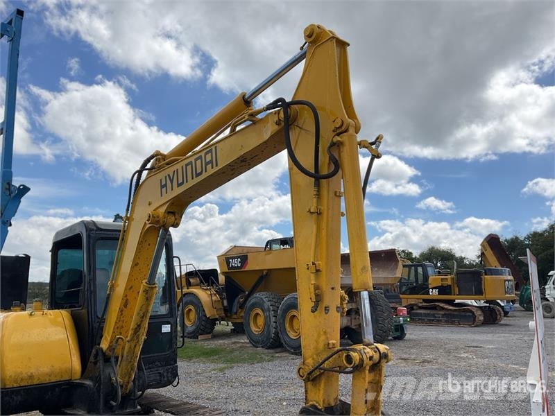 Hyundai R55-7 Miniexcavadora (INOPERABLE) / Mini Excavator 小型挖土機/掘鑿機<7t(小型挖掘機)