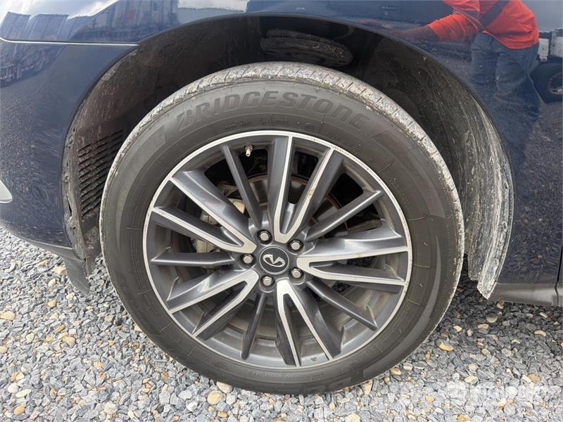 Infiniti QX60 2WD Hybrid Camioneta / SUV Automobily