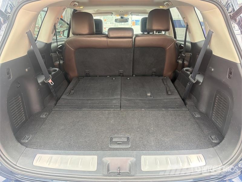 Infiniti QX60 2WD Hybrid Camioneta / SUV Automobily
