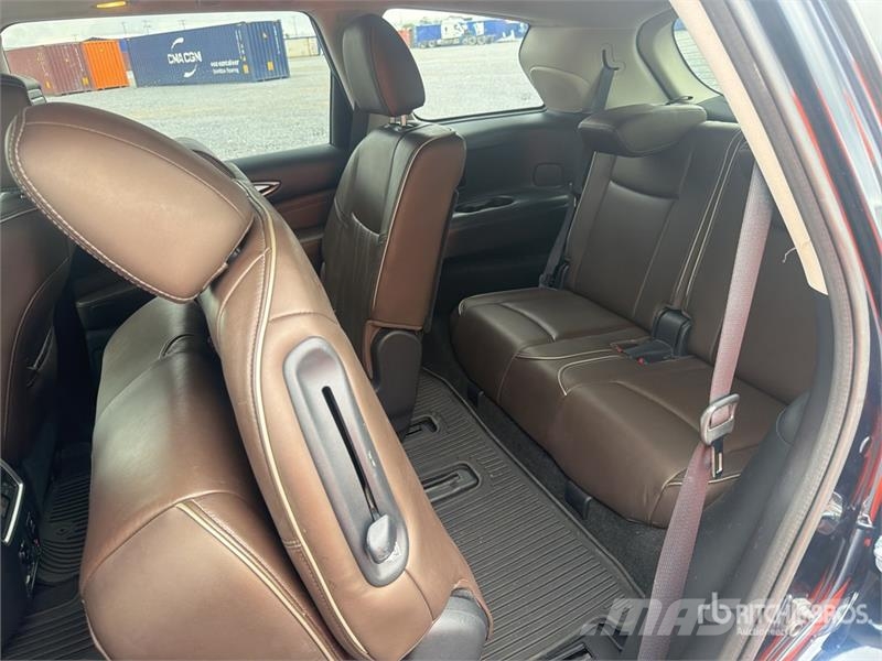Infiniti QX60 2WD Hybrid Camioneta / SUV Automobily