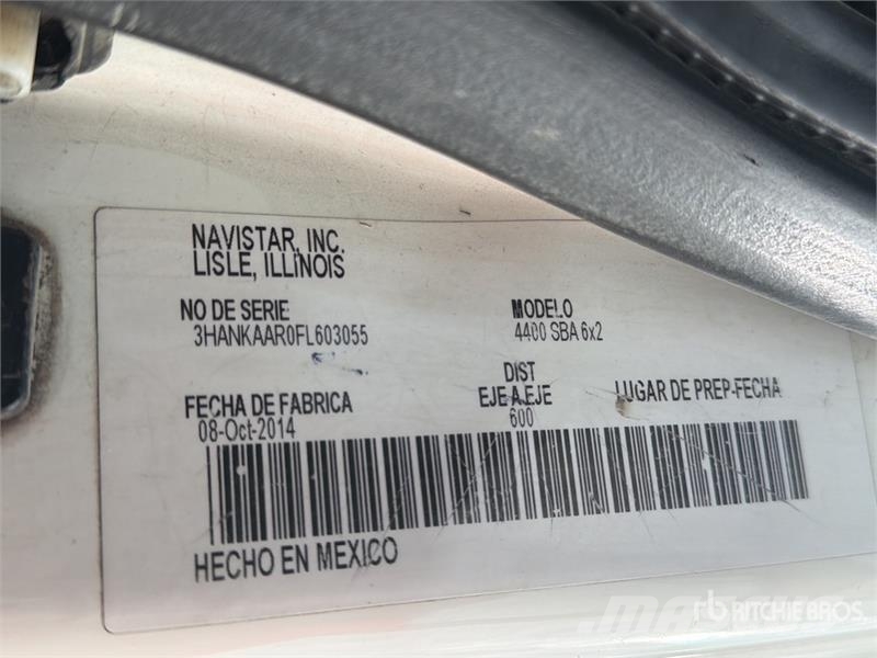 International 4400 SBA Kabine i unutrašnjost
