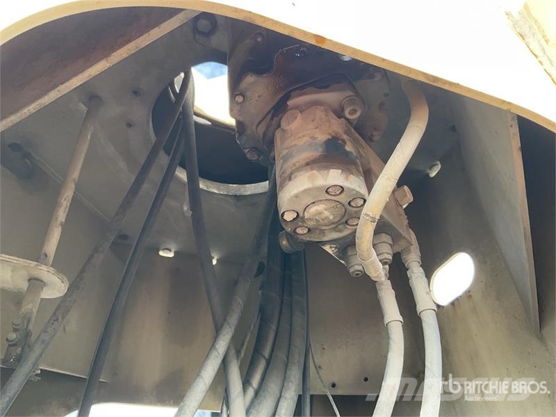 International 500E2 34000 lb Straight Boom on International 4200 Camiones grúa