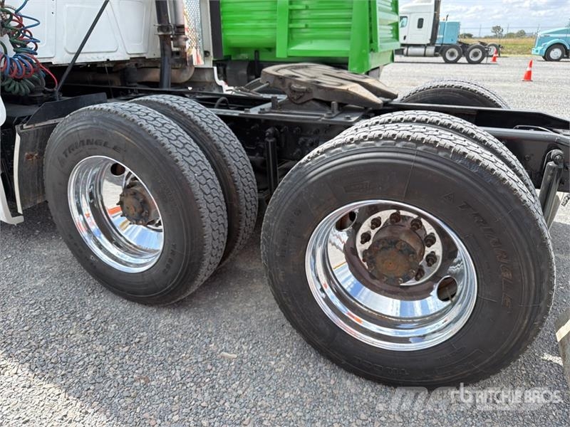 International 6x4 T/A Sleeper Truck Tractor Sattelzugmaschinen