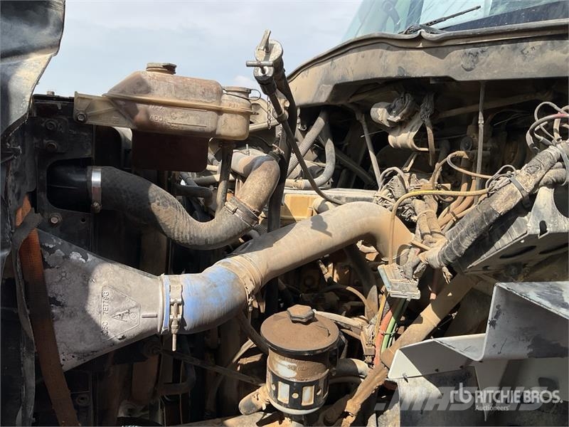 International 7600 Veepaagiga autod