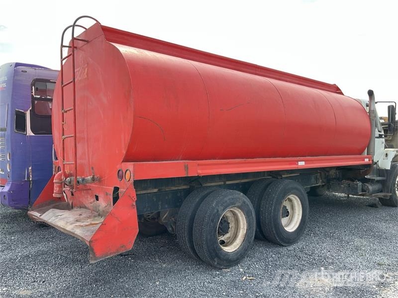 International 7600 Veepaagiga autod