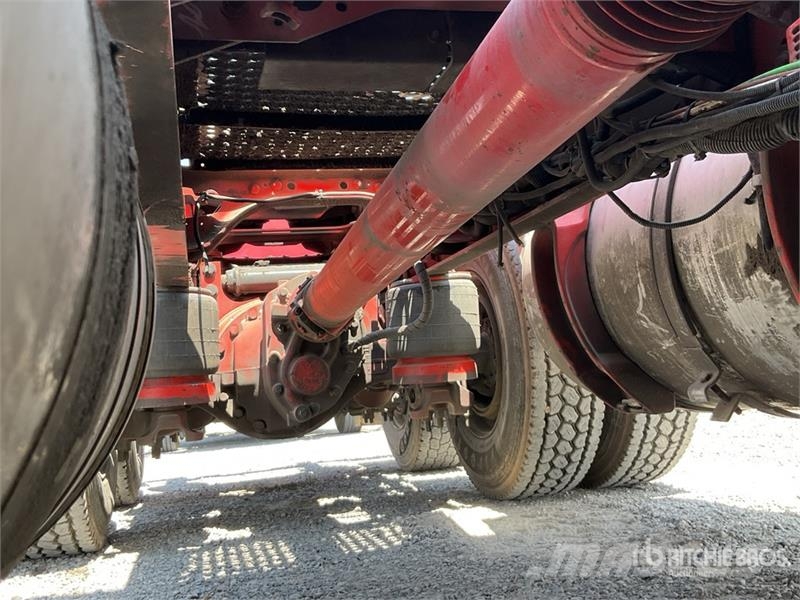 International 8600 Tractor Units