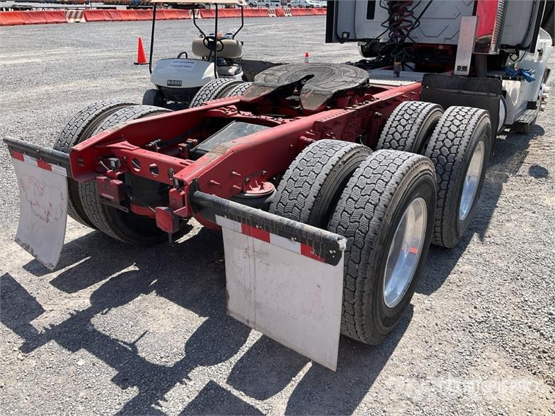 International 8600 Tractor Units