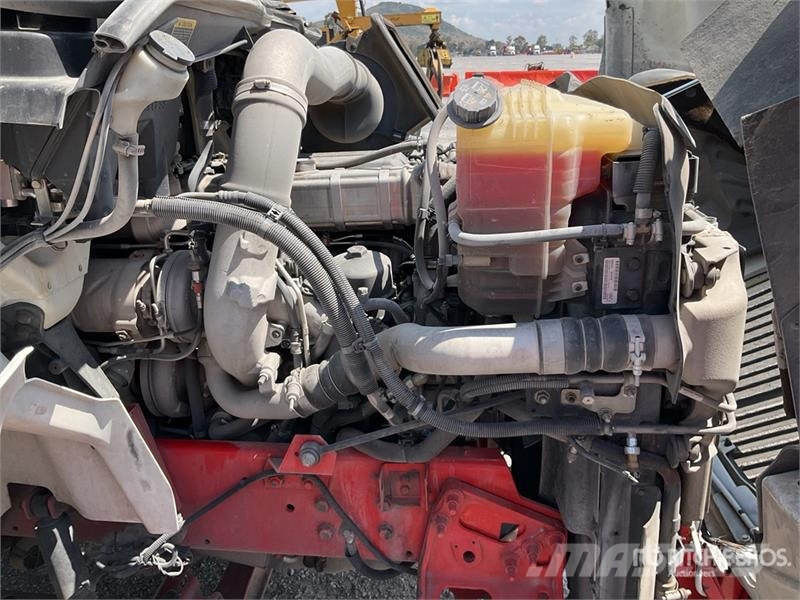 International 8600 Tractor Units