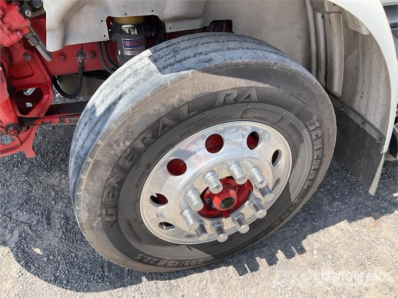 International 8600 Tractor Units