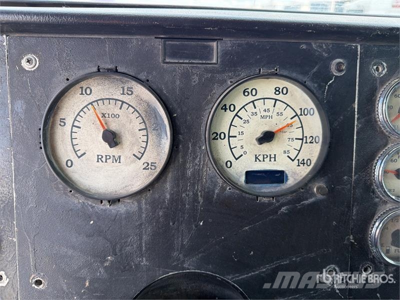International 9200i Sattelzugmaschinen