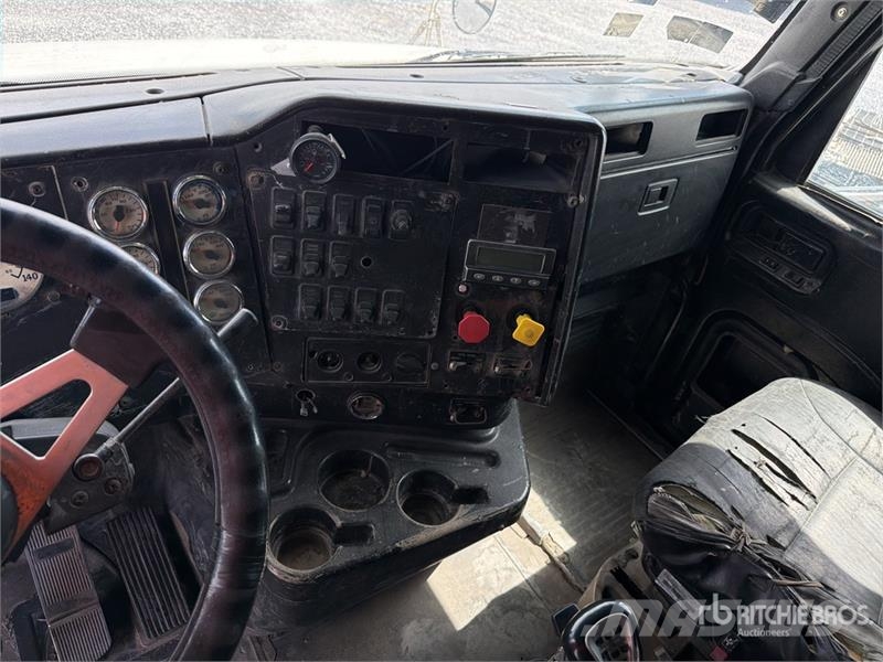 International 9200i Sattelzugmaschinen