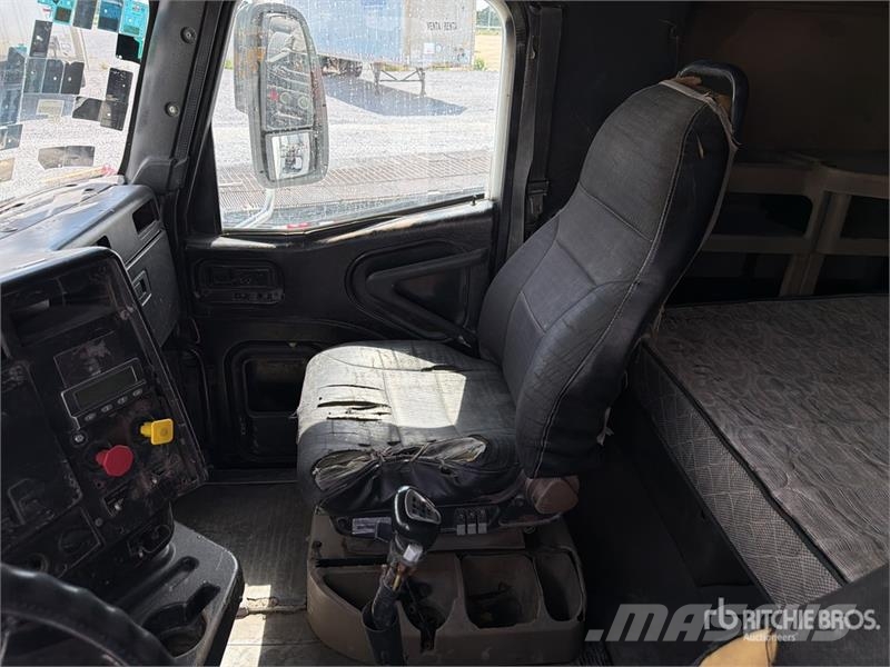 International 9200i Sattelzugmaschinen