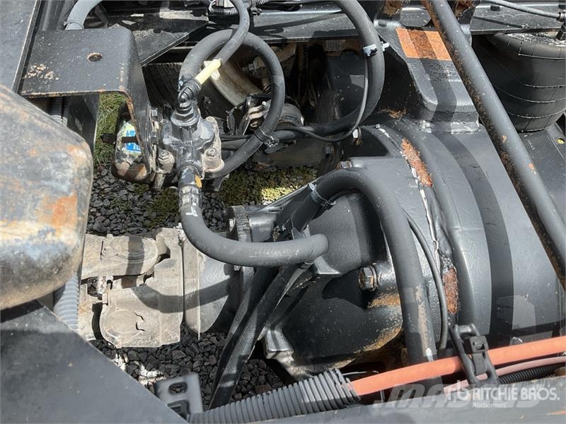 International ProStar 6x4 Tractocamion con Dormitorio / T/A Slee Tegljači