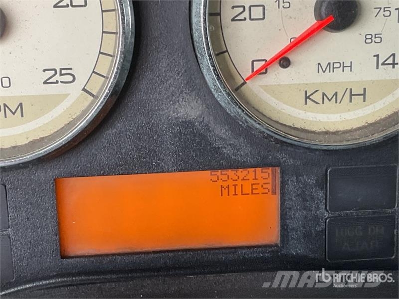 International ProStar 6x4 Tractocamion con Dormitorio / T/A Slee Tegljači