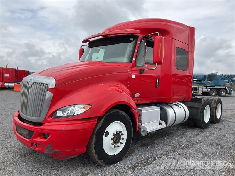 International ProStar 6x4 Tractocamion con Dormitorio / T/A Slee Tegljači