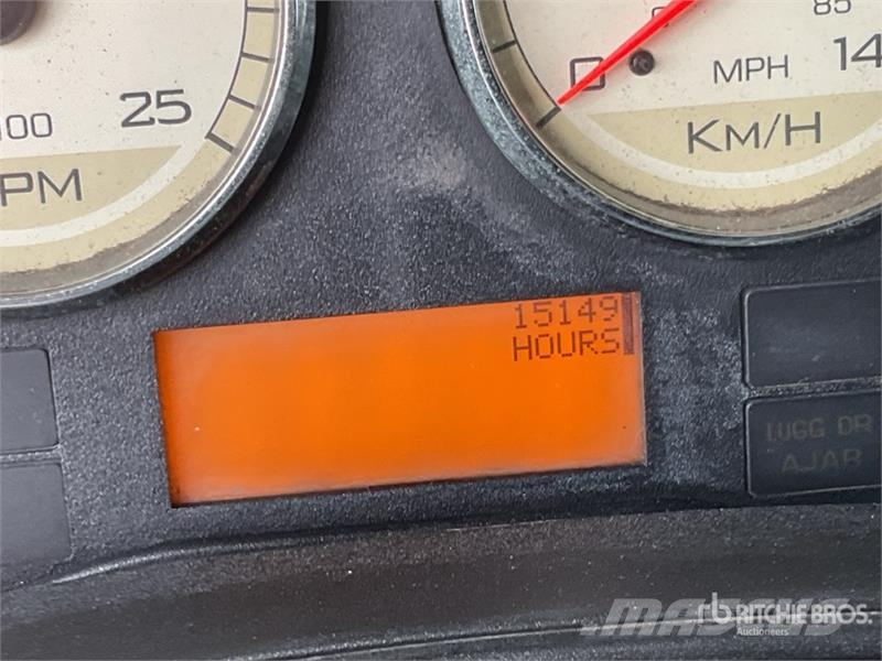 International ProStar 6x4 Tractocamion con Dormitorio / T/A Slee Tegljači