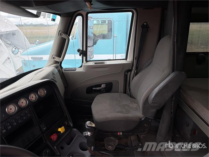 International Prostar+113 وحدات الجر