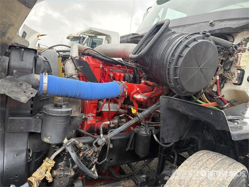 International Prostar+113 Tractor Units