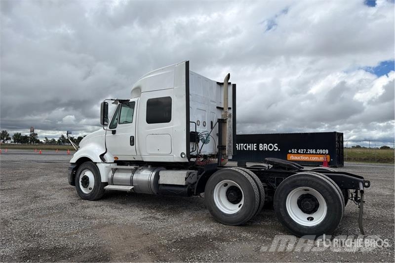 International Prostar+113 Autotractoare
