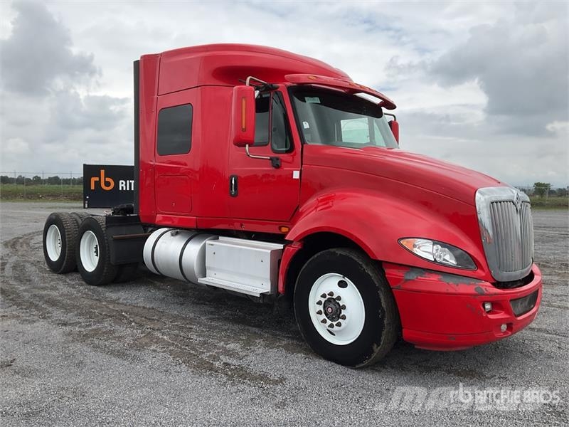 International ProStar 6x4 Tractocamion con Dormitorio / T/A Slee Çekiciler