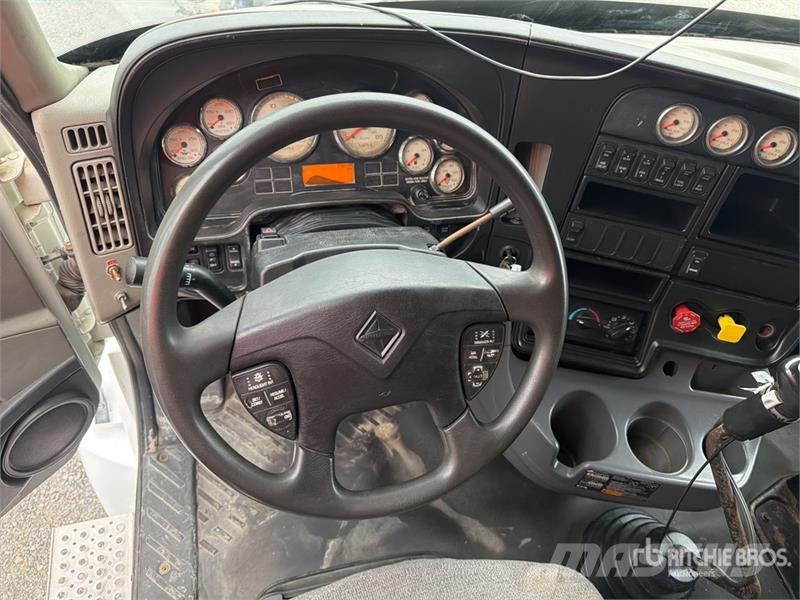 International Prostar+113 Tractor Units