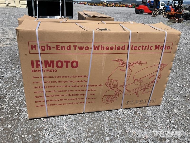 IRMOTO-BLACK Motoneta Electrica (Sin Usar) / Moped Carros
