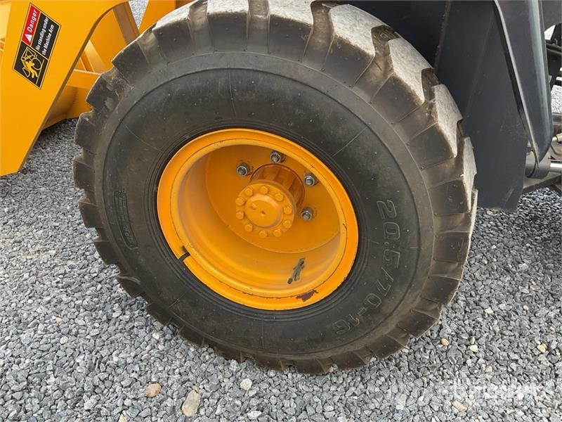  Iron Bull L36 Cargador sobre Neumaticos / Wheel Lo Iekrāvēji uz riteņiem