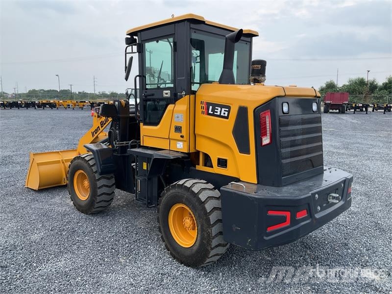 Iron Bull L36 Cargador sobre Neumaticos / Wheel Lo Iekrāvēji uz riteņiem