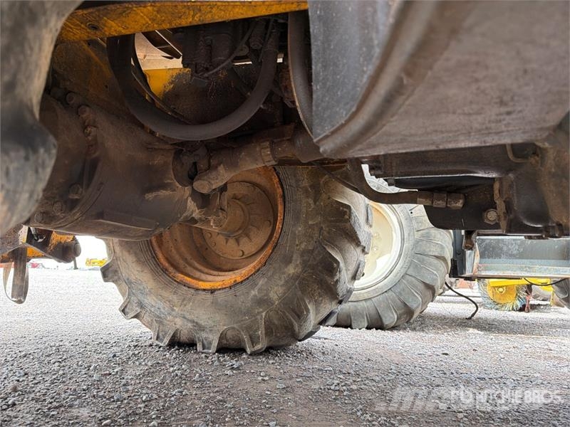 JCB 3CX 14L4CM 4x4 Retroexcavadora (INOPERABLE) / Back لوادر ذات جرافات عكسية
