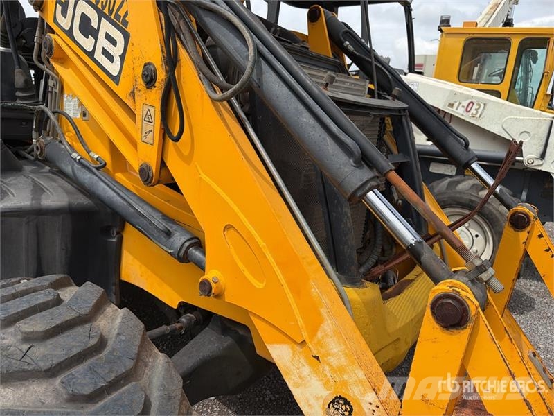 JCB 3CX 14L4CM 4x4 Retroexcavadora (INOPERABLE) / Back لوادر ذات جرافات عكسية