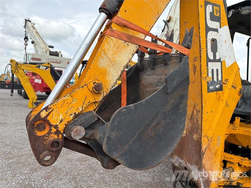 JCB 3CX 14L4CM 4x4 Retroexcavadora (INOPERABLE) / Back لوادر ذات جرافات عكسية