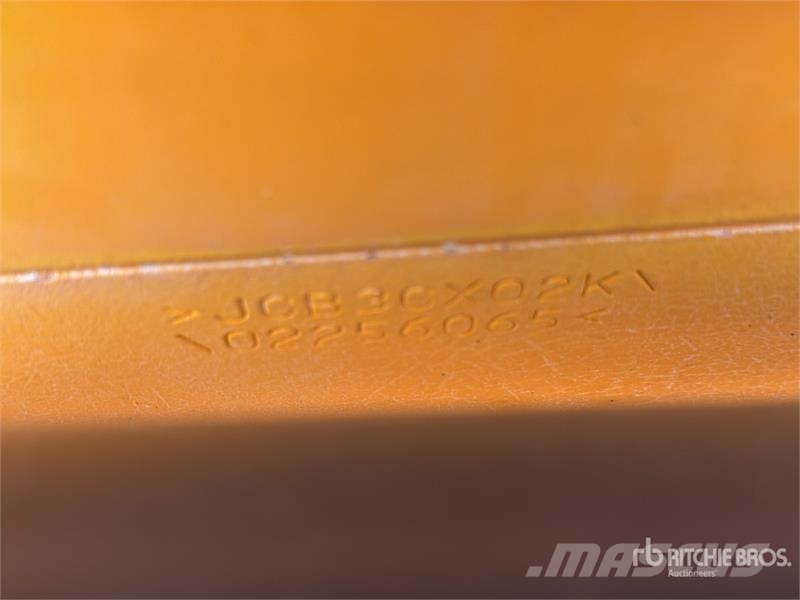 JCB 3CX 14L4CM 4x4 Retroexcavadora (INOPERABLE) / Back لوادر ذات جرافات عكسية