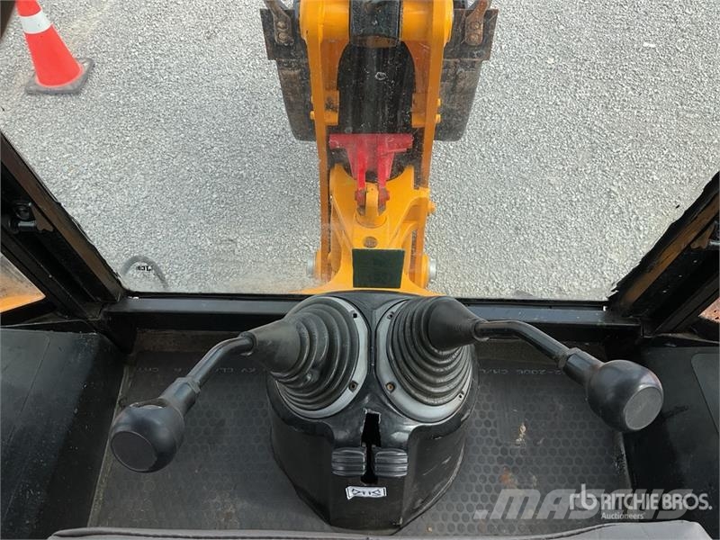 JCB 4DX 4x4 Retroexcavadora / Backhoe Loader Retrocargadoras